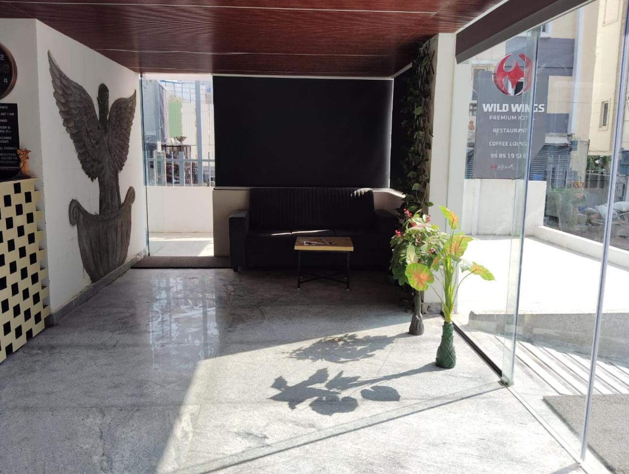 היידראבד Wild Wings Premium Hotel מראה חיצוני תמונה