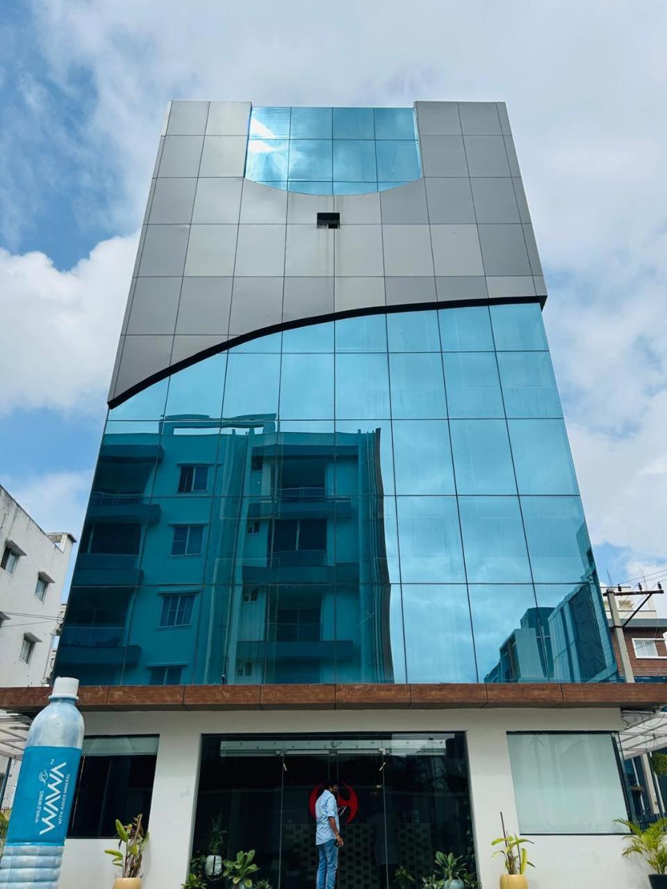 היידראבד Wild Wings Premium Hotel מראה חיצוני תמונה