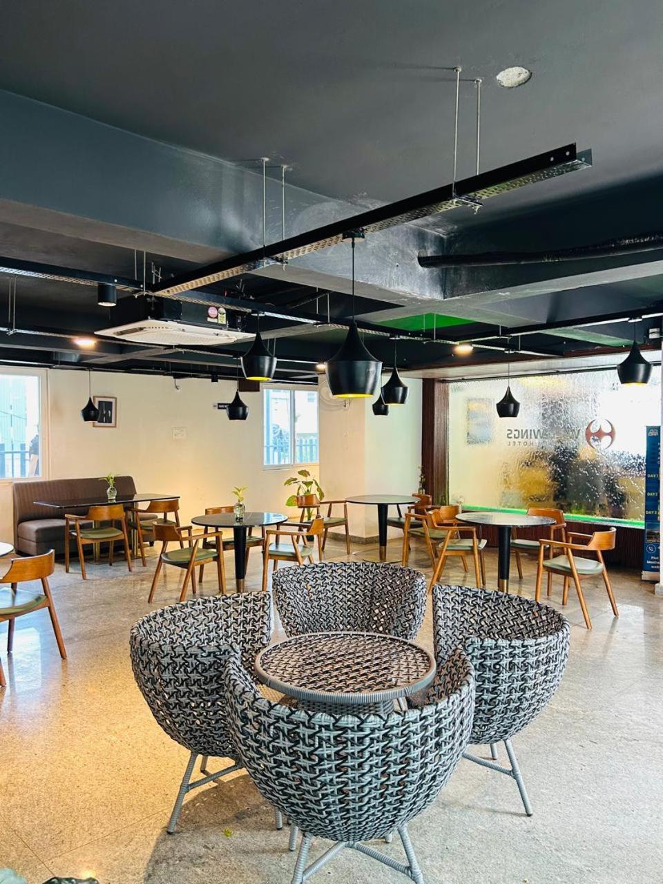 היידראבד Wild Wings Premium Hotel מראה חיצוני תמונה