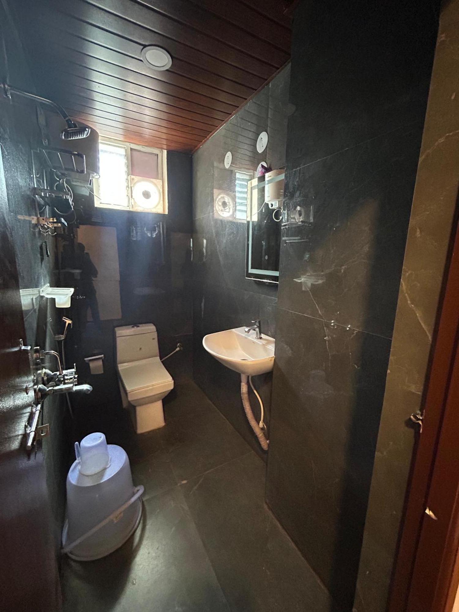 היידראבד Wild Wings Premium Hotel מראה חיצוני תמונה